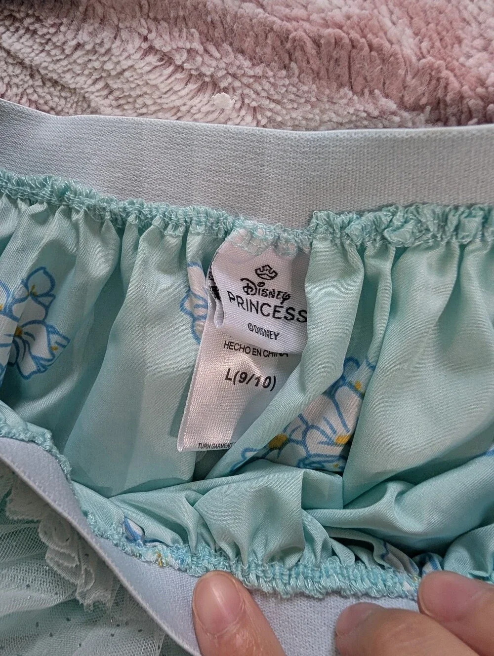 Lot of 5 Adorable Girls' Disney Princess Outfits Size 9-10